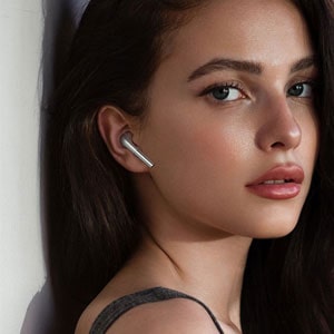 Ergonomic Design - Fineblue F22 Pro True Wireless Earbuds | astrosoar.com